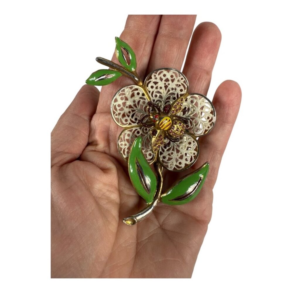 Trembler Bee Brooch